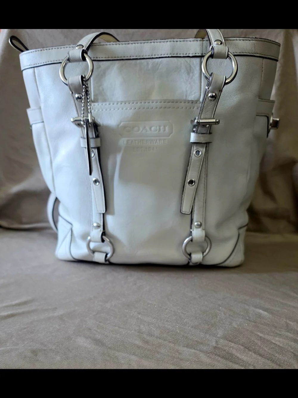 Vintage Coach Ivory Leather Gallery Lunch Tote (Model style number F11524)